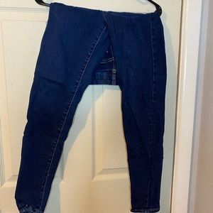 American Eagle jeans size 4